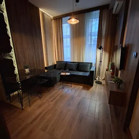 Premium Center Location *