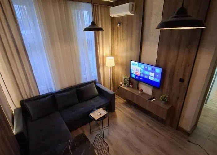 Premium Center Location * ベオグラード