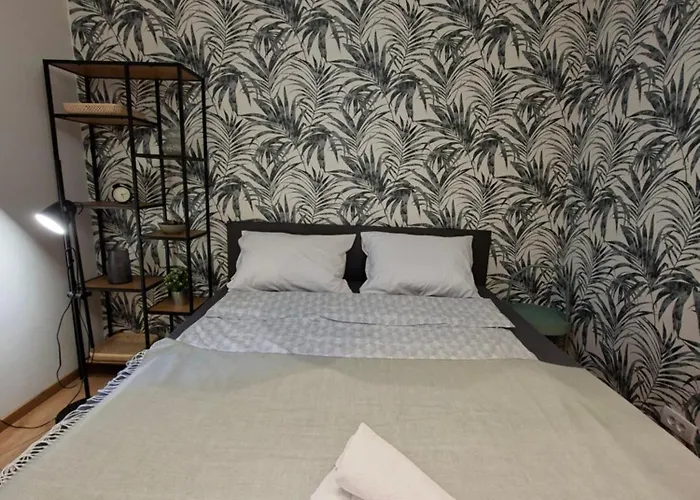 Premium Center Location * ベオグラード